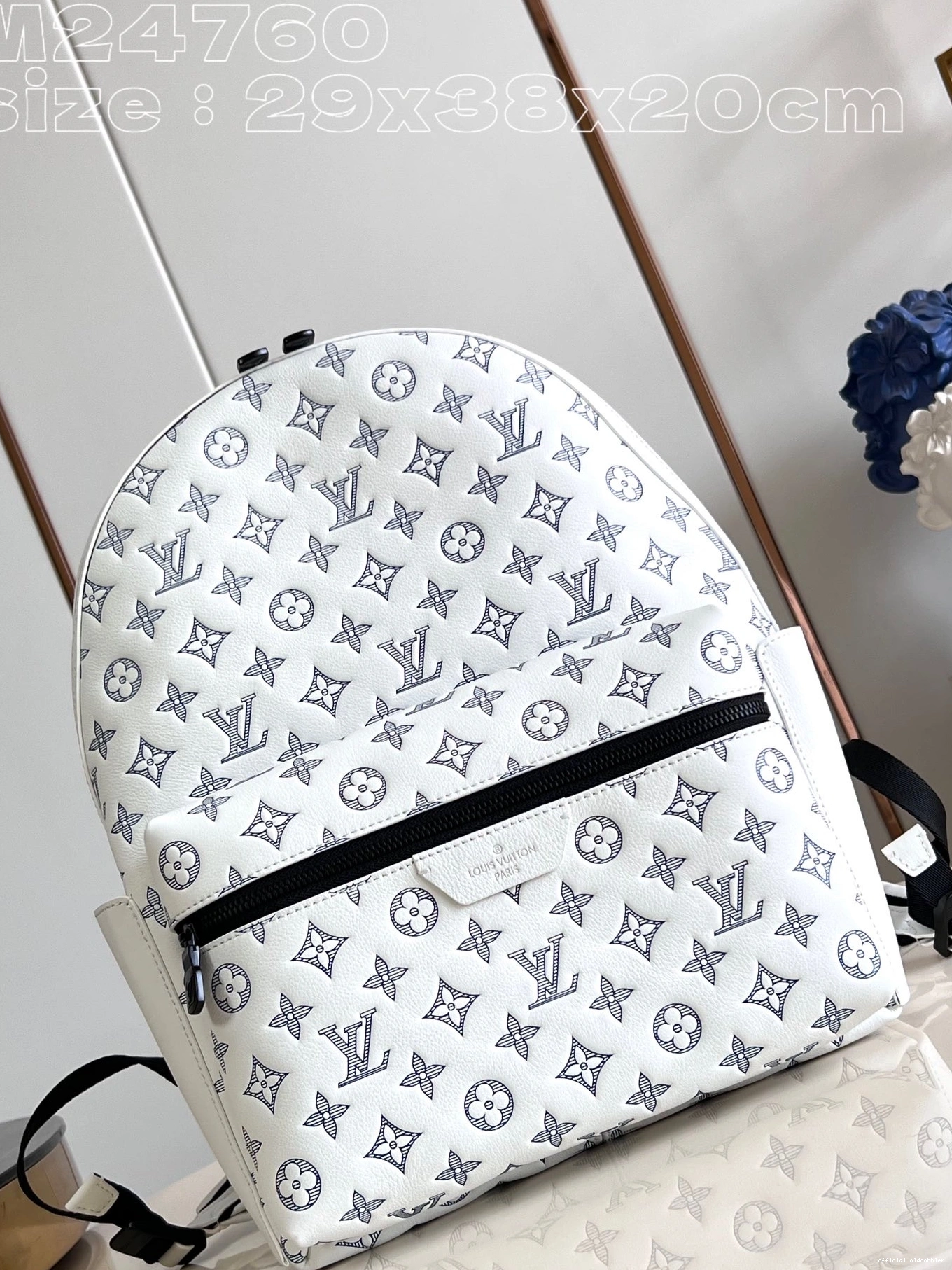 Official oldcobbler BACKPACK-29*38*20CM LOUIS VUITTON Discovery 0818
